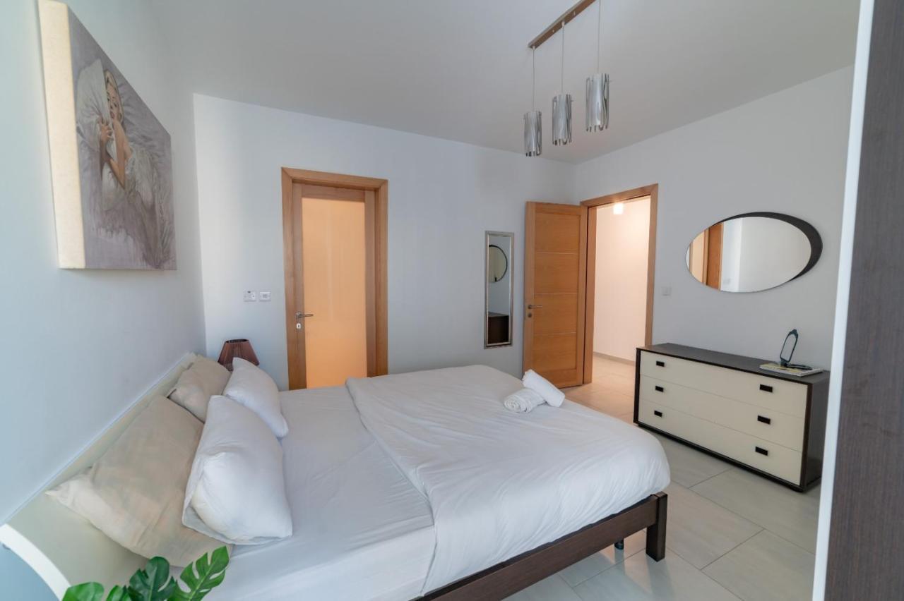 Vbh Apartment St. Julian Malta Saint Julian's Bagian luar foto