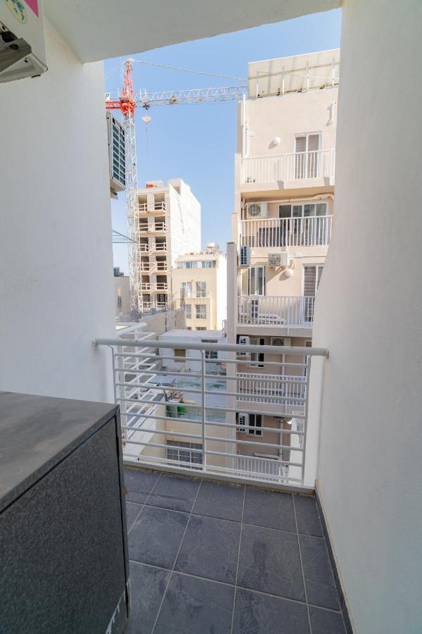 Vbh Apartment St. Julian Malta Saint Julian's Bagian luar foto